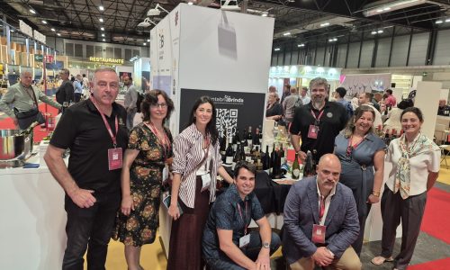 CANTABRIA BRINDA WINEMAD